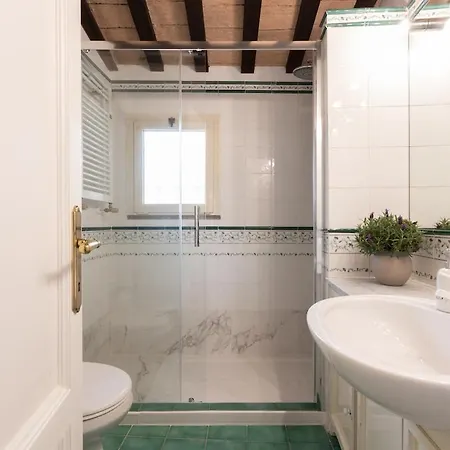 Penthouse Palazzo Delle Maschere 아파트