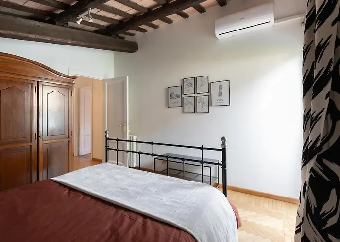 Penthouse Palazzo Delle Maschere * Rom
